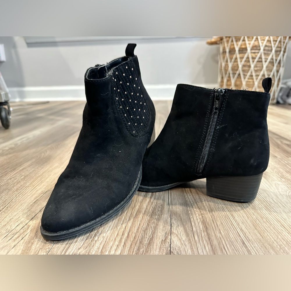LC Lauren Conrad Black Ankle Booties Sz 6
